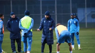 «Часу на розгойдування немає»: Суркіс представив гравцям нового головного тренера Динамо