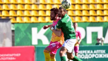 Фернадес здобув першу перемогу на чолі Карпат, здолавши Полтаву: Домчак відбив третій пенальті у сезоні