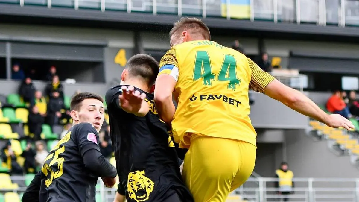 Лівий Берег і Чернігів зіграли внічию в перенесеному матчі: як виглядає оновлена турнірна таблиця Першої ліги