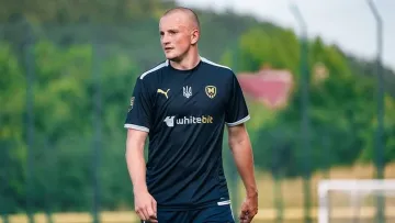 Відомий український футболіст потрапив у жахливу ДТП: моторошне відео моменту