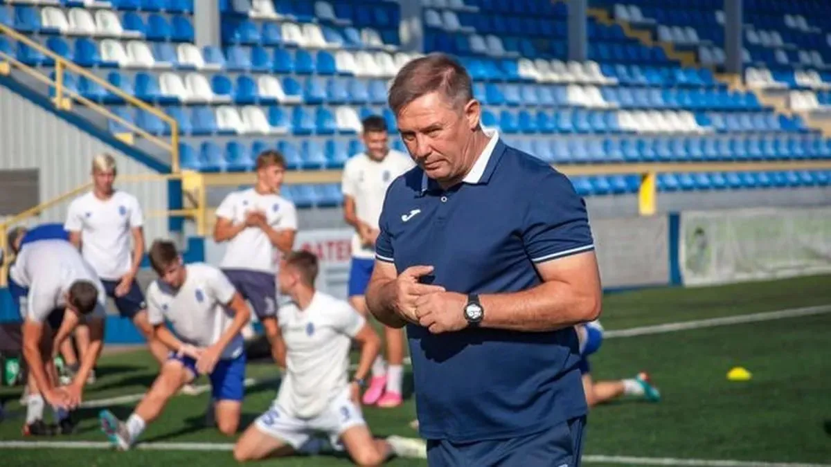 «Досвід неоднозначний»: відомий тренер вилетів з клубом Першої ліги в третій дивізіон країни і пішов з команди