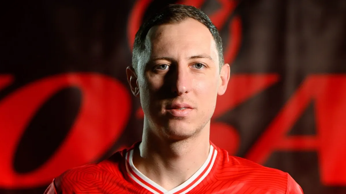 Логінов завершив кар'єру: ексзахисник Динамо та Дніпра-1 повісив бутси на цвях через травму