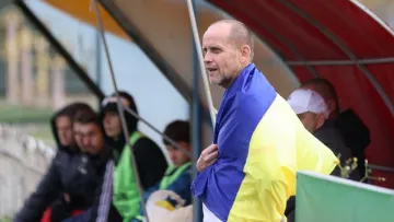 «Щоб не програти, треба було вистрибнути з трусів. Труси залишилися»: реакція граючого президента Реал Фарми