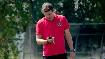 Має борги та може зникнути з футбольної мапи: Ребенок розповів про критичний стан відомого клубу