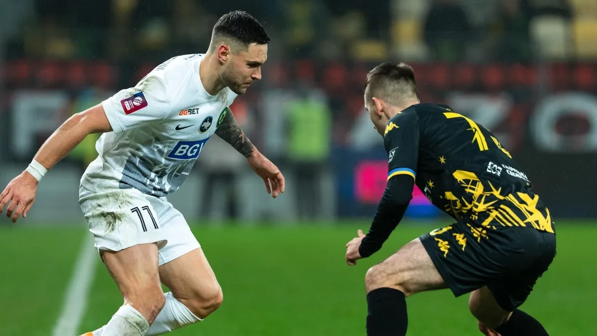 Гуцуляк викручує руки Поліссю і вимагає збільшити зарплату в два рази: скільки хоче отримувати гравець збірної