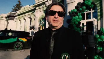 «Монтаж точно не на «Оскар»: Денисов обурений діями арбітрів в матчі з Динамо і не вірить в плівки від УАФ