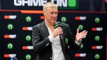 Хацкевич поїхав у Брюссель: що легенда Динамо і віцепрезидент Полісся «забув» у столиці Бельгії