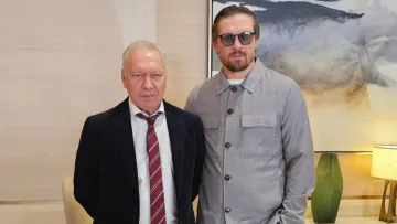 Усик та Буткевич з’явилися разом на публіці: навіщо боксер та бізнесмен прибули у Дубай