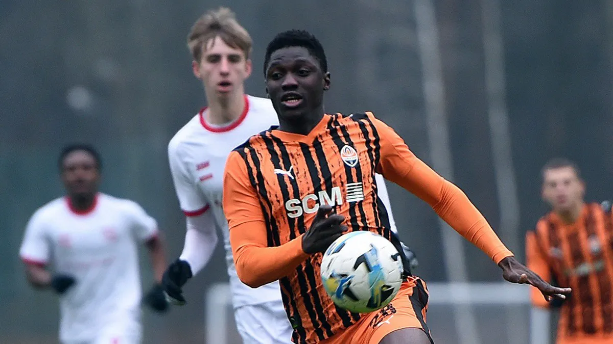 «Це страшно»: Турана закликають нарешті дати шанс супербомбардиру Шахтаря