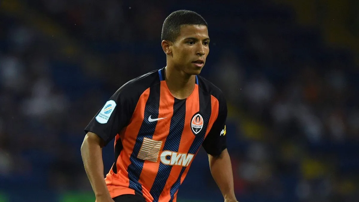 Актобе планує підписати колишнього захисника Шахтаря: гравець не хоче їхати у Казахстан