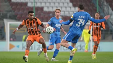 «Це приниження»: нідерландські ЗМІ розкритикували АЗ за розгромну поразку в матчі проти Шахтаря