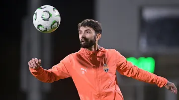 «Бачив цю інформацію, читав»: колишній воротар Шахтаря відреагував на останню новину про Азарова