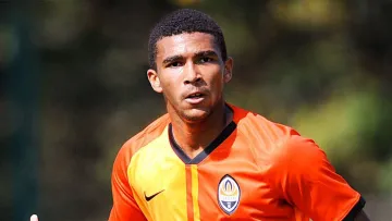 Російський паспорт не приніс щастя ексзахиснику Шахтаря: Локомотив виставляє колишнього українця на трансфер