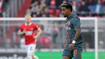 «Провів, відверто кажучи, блідий поєдинок»: Богданов назвав найгіршого гравця Шахтаря у матчі-відповіді з АЗ