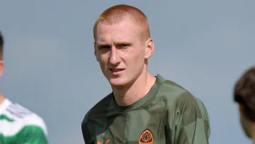 «Мене взяли не «для латання дірок»: вихованець Шахтаря сказав, про що розмовляв з Де Дзербі